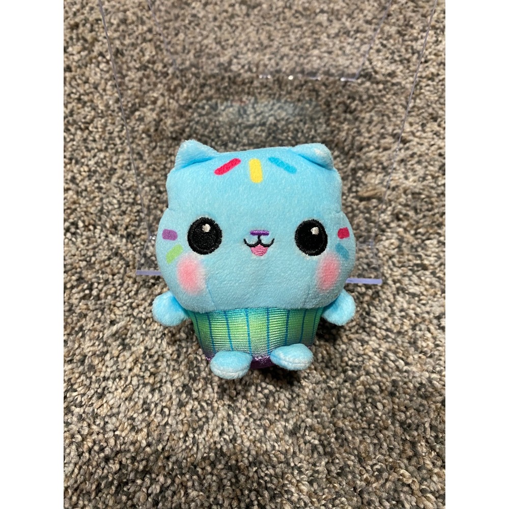 Cats vs Pickles Blue Cupcake Cat Plushie Bean Collection Small Soft Toy 4 Inch